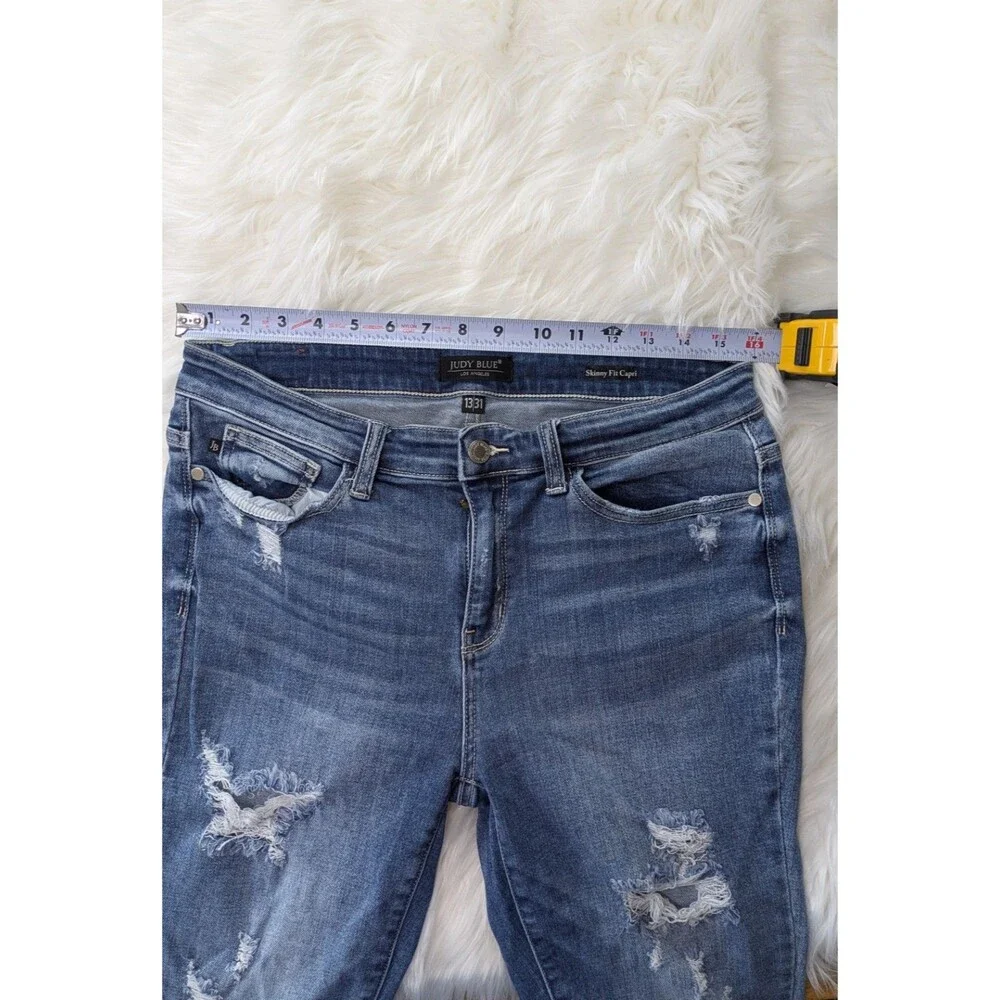 Judy Blue Jeans Womens 13/31 Skinny Capri Fit Distressed Raw Fray Hem Casual Y2K - Picture 4 of 11